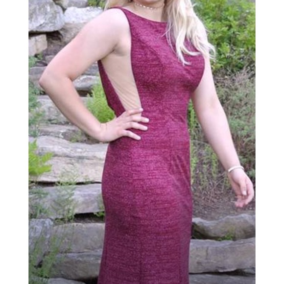 Red glittery Prom dress - Picture 2 of 3